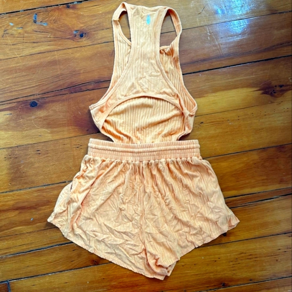 FP Romper - Picture 3 of 4